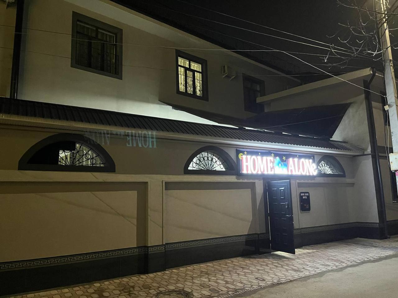 Home Alone Hotel Tashkent Exterior photo